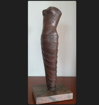 Künstlerin Erika Hübsch